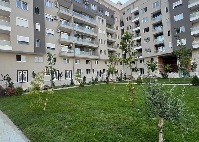 Wave Nest Golem (Tirana)