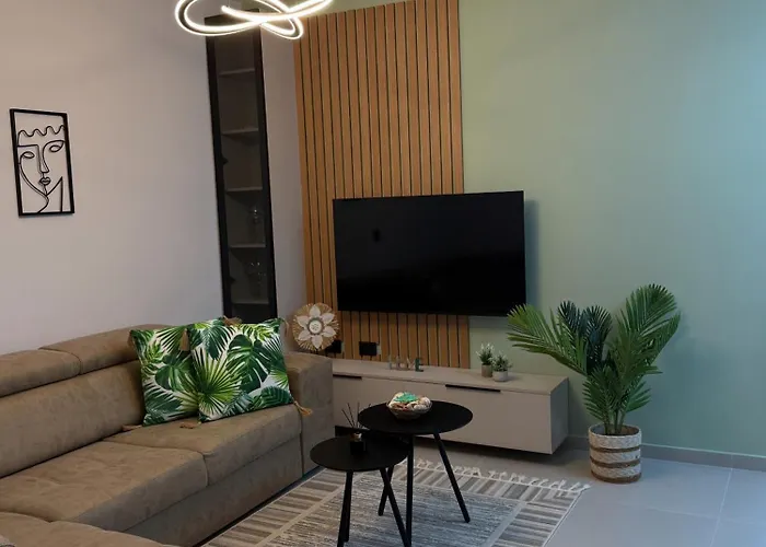 Wave Nest Golem (Tirana)